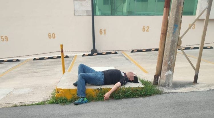 NO ESTABA MUERTO… ANDABA DE PARRANDA