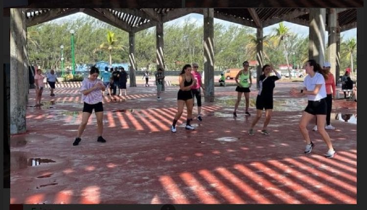 Gobierno de Ciudad Madero Invita a Ejercitarse Bailando en Playa Miramar