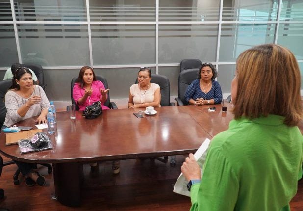 Muestra Rosa González Trabajo Legislativo a Red de Mujeres Periodistas del Sur