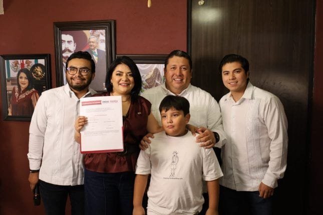 ANTE CIENTOS DE SIMPATIZANTES, ANUNCIA ÚRSULA SU REGISTRO POR TAMPICO