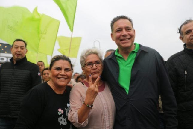 En su primer día de campaña Eugenio Hernández visita 3 municipios