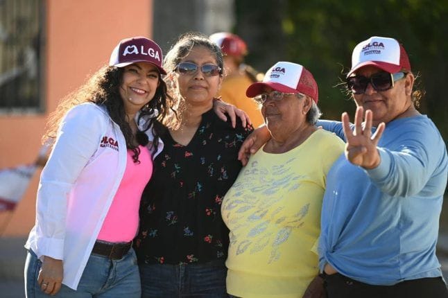 Matamoros arropa a Olga Sosa para llevarla al Senado con Morena