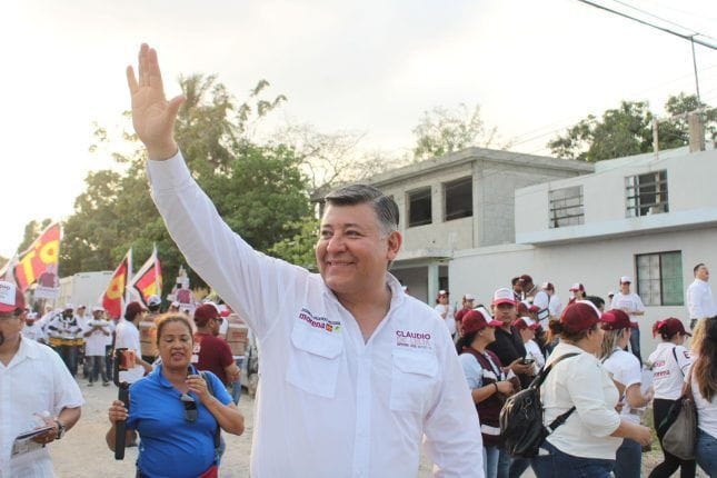 Un buen líder ama a su gente: Claudio De Leija.