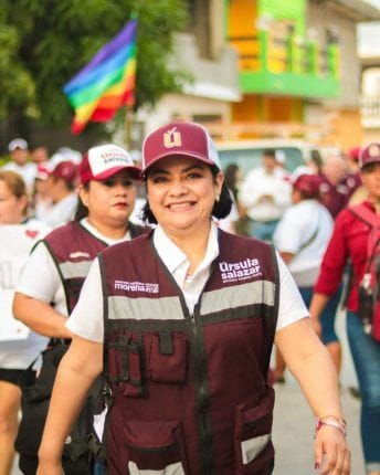 Úrsula Salazar tiñe de guinda el norte de Tampico.
