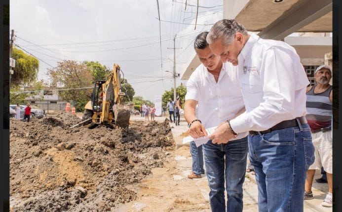 Después de 46 años Adrián Oseguera hace realidad anhelo en la Heriberto Kehoe