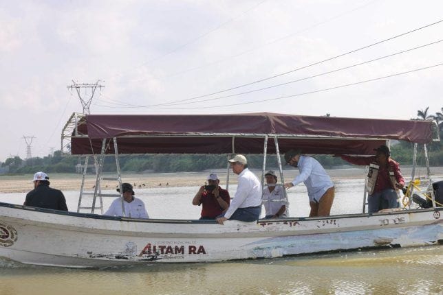 Supervisa Américo trabajos de dragado en el sistema lagunario en el sur de Tamaulipas