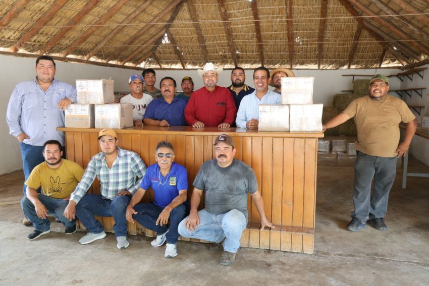 Entregan paquetes tecnológicos nutricionale